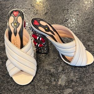 Gucci Webby Women's Off-White Sandals with Snake heel